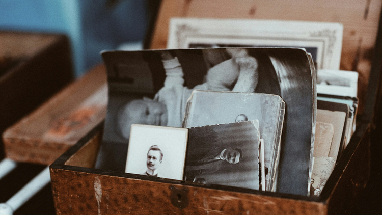 Enable the right people to access the right digital assets. (photo by @iamromankraft unsplash.com)